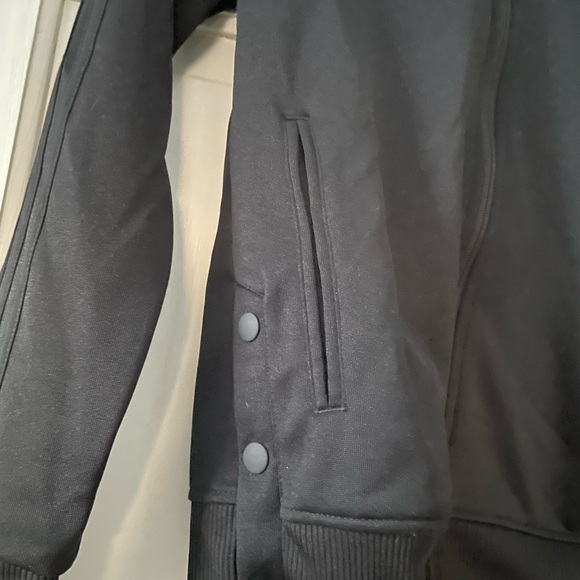 Adidas jacket - Picture 3 of 4